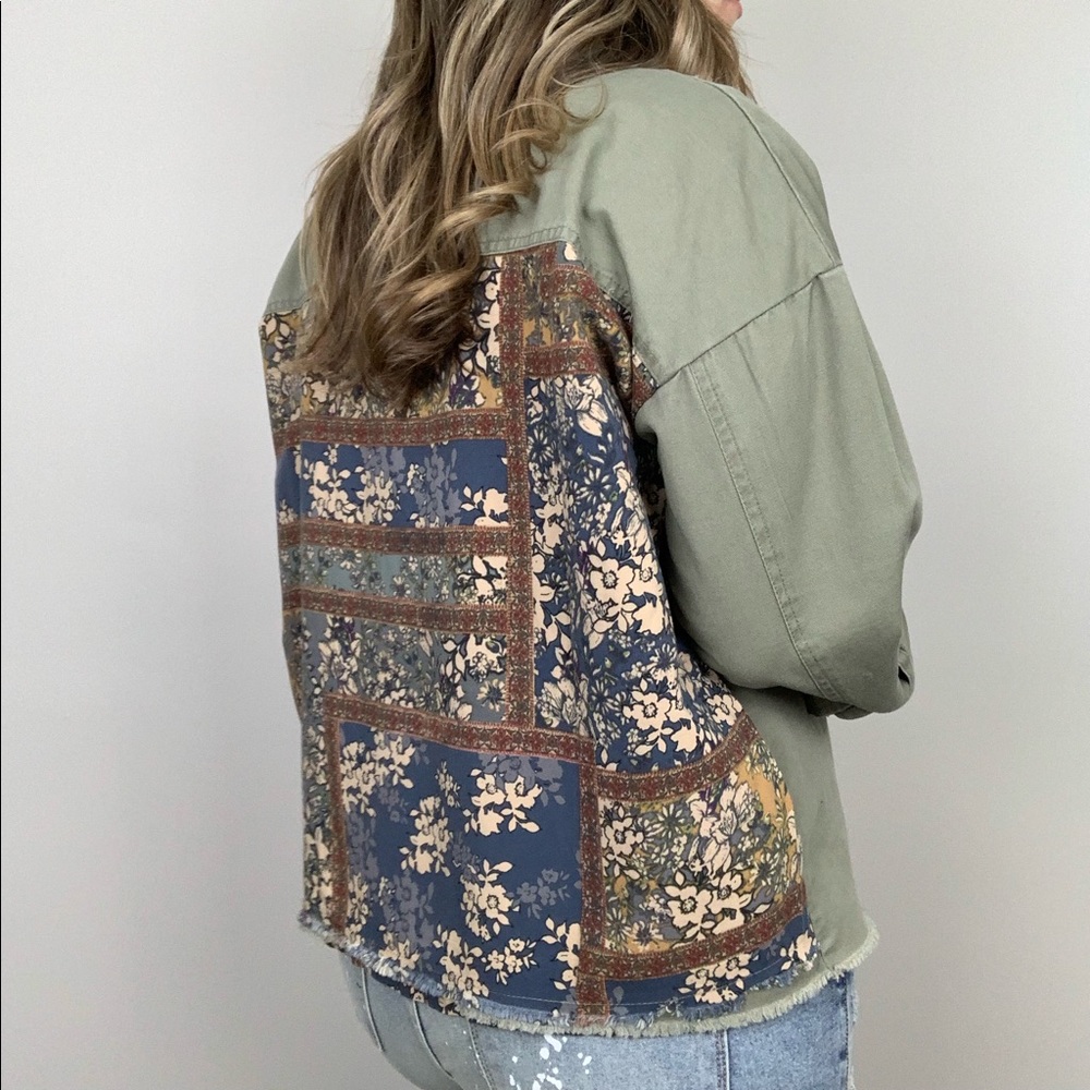 Field Of Flowers Utility Jacket S M Green - Picture 2 of 7